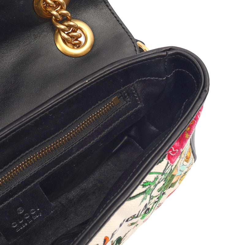 Picture of Gucci Shoulder Bag Marmont Shoulder Flap Bag - Medium in Multi, Fabric