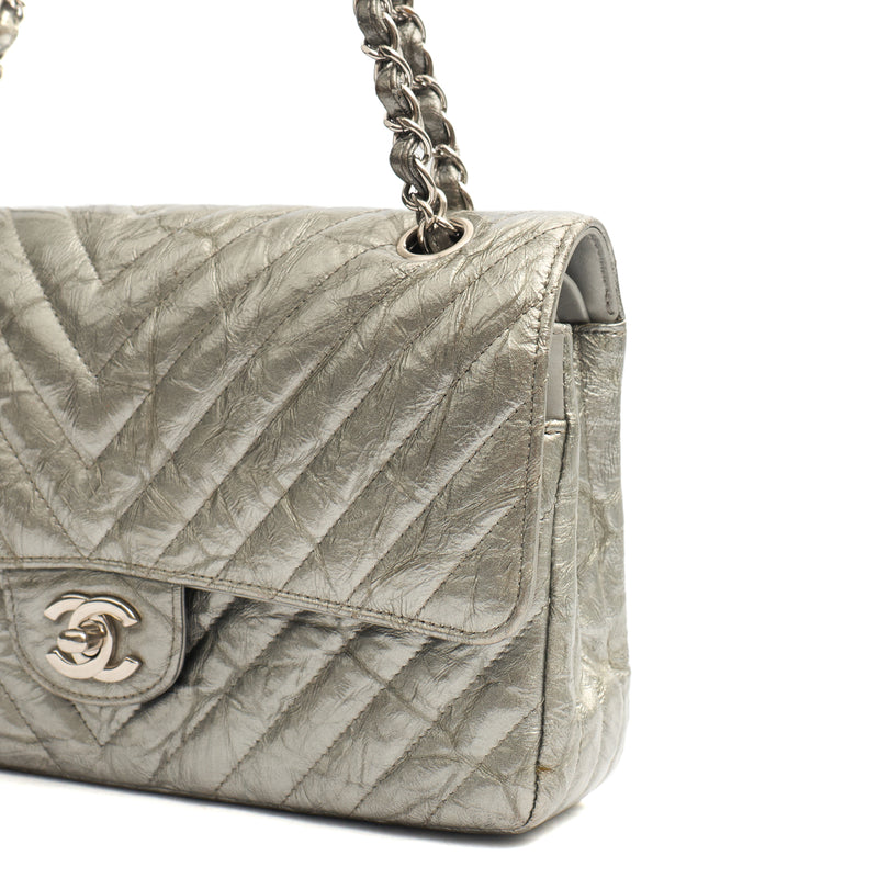 Picture of Chanel Shoulder Bag Classic Double Flap - Medium in Metallic, Patent Leather