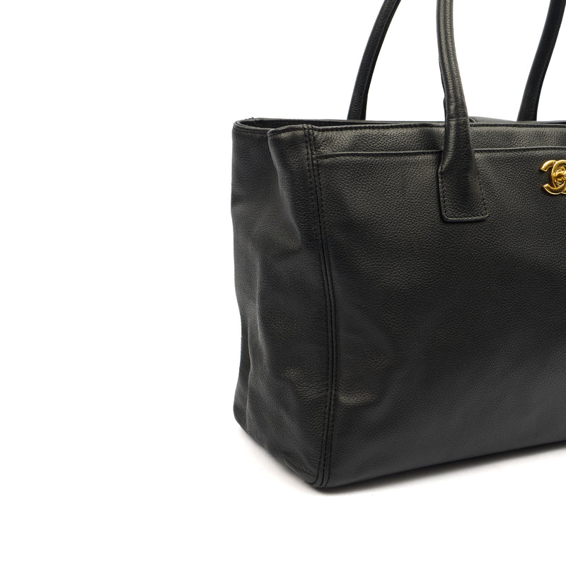 Picture of Chanel Tote Executive Shopper Tote in Black, Calfskin Leather
