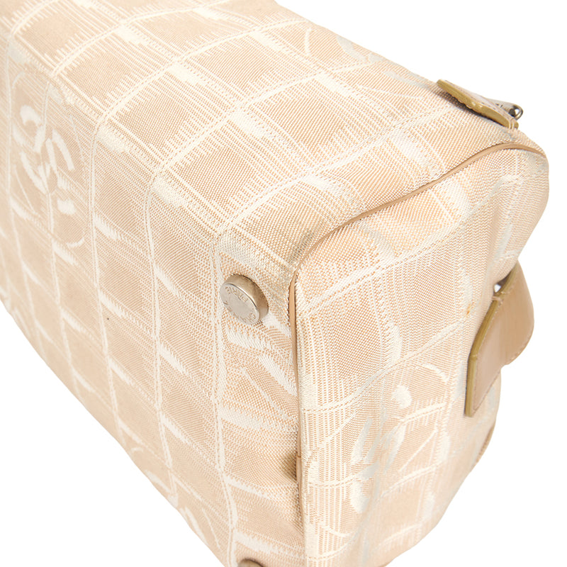 Picture of Chanel Travel Line Pouch in Pink, Canvas