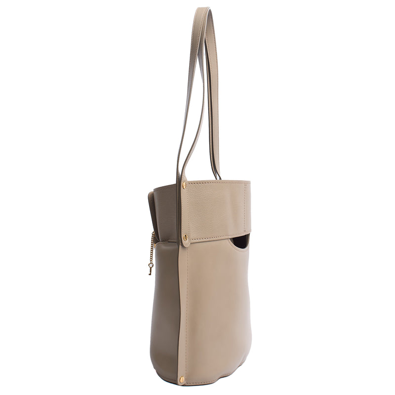 Picture of Chloe Shoulder Bag Tote in Neutral, Leather