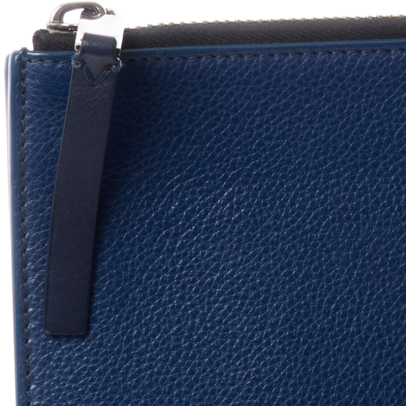 Picture of Burberry Clutch Clutch in Blue, Leather