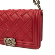 Picture of Chanel Shoulder Bag Boy - Medium in Red, Calfskin Leather