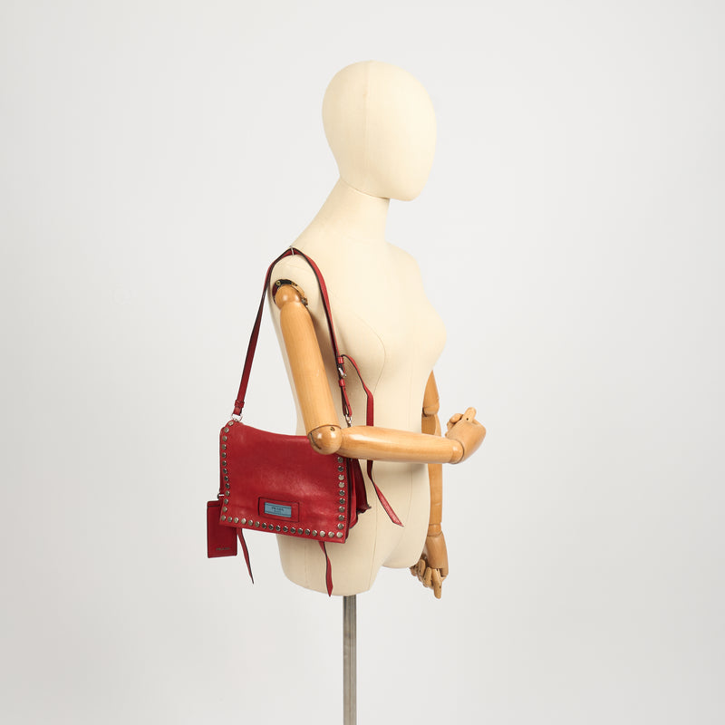 Prada Shoulder Bag Shoulder Bag in Fiery Red , Calfskin