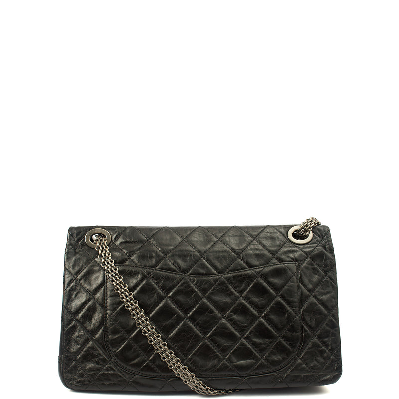 Picture of Chanel Shoulder Bag 2.55 Reissue - Maxi in Black, Crinkled Calfskin Leather