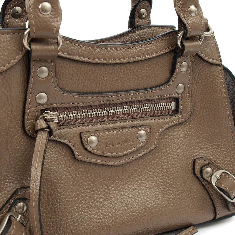 Picture of Balenciaga Mini Bag Neo Classic Mini in Brown, Veau (Calfskin)