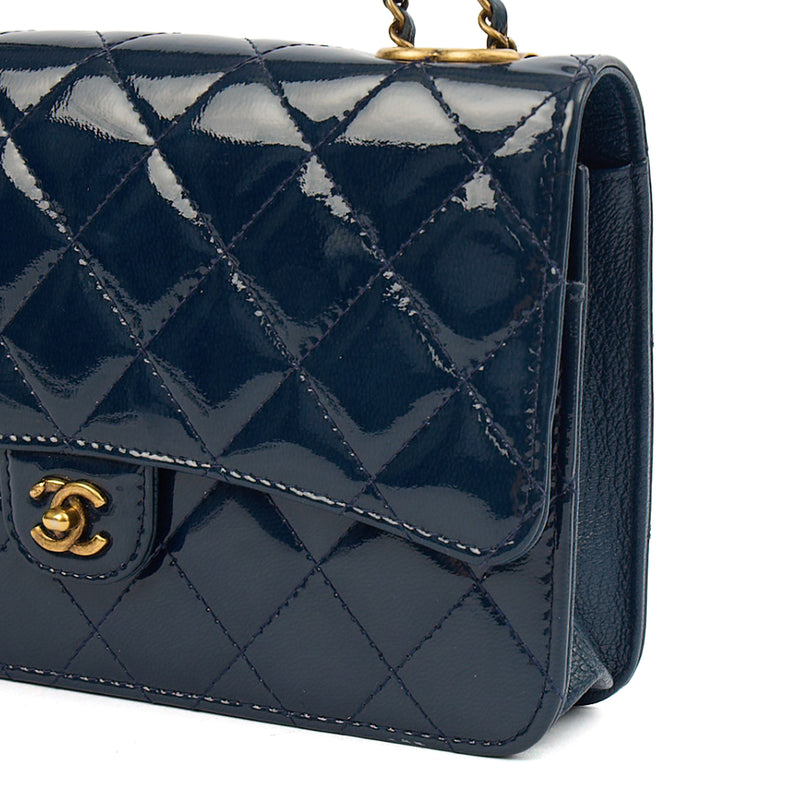 Picture of Chanel Cross Body Wallet on Chain in Blue, Patent Leather
