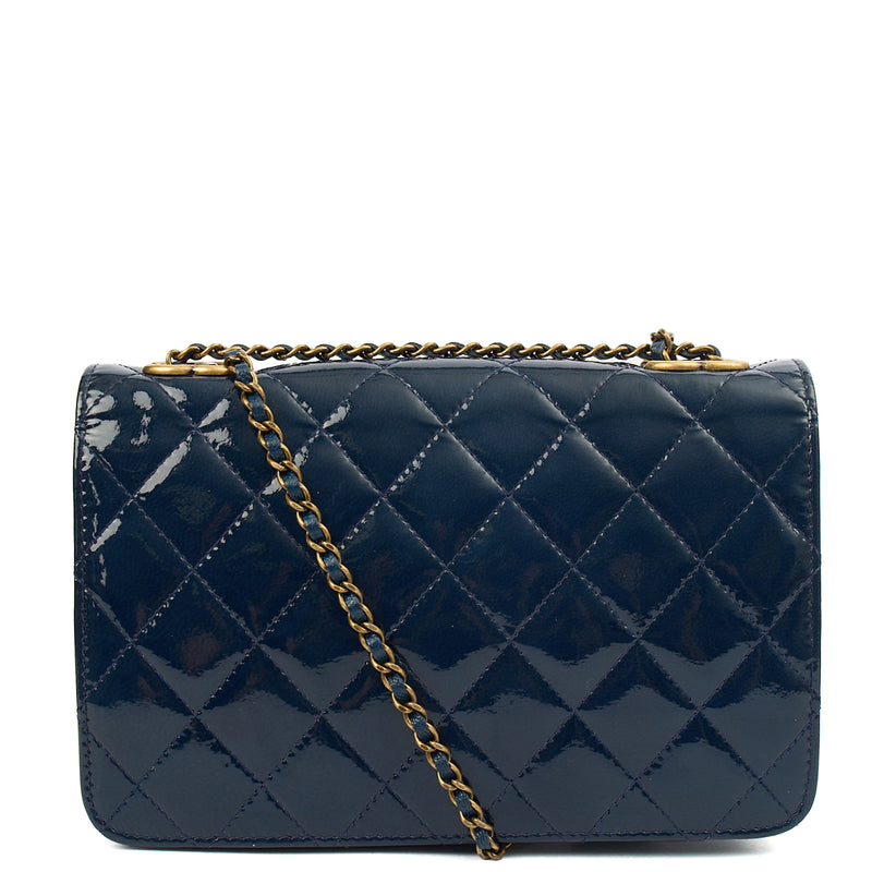 Picture of Chanel Cross Body Wallet on Chain in Blue, Patent Leather