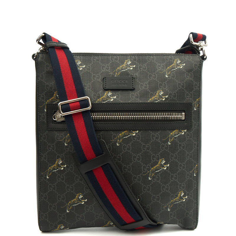 Picture of Gucci Cross Body Messenger in Night Courrier GG Supreme, Leather