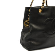 Picture of Chanel Tote Vintage Tote in Black, Lambskin Leather
