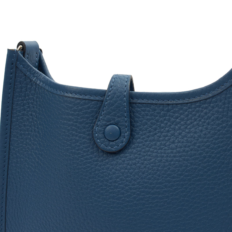 Picture of Hermes Cross Body Evelyne 16 in Bleu Jean, Clemence Leather