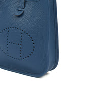 Picture of Hermes Cross Body Evelyne 16 in Bleu Jean, Clemence Leather
