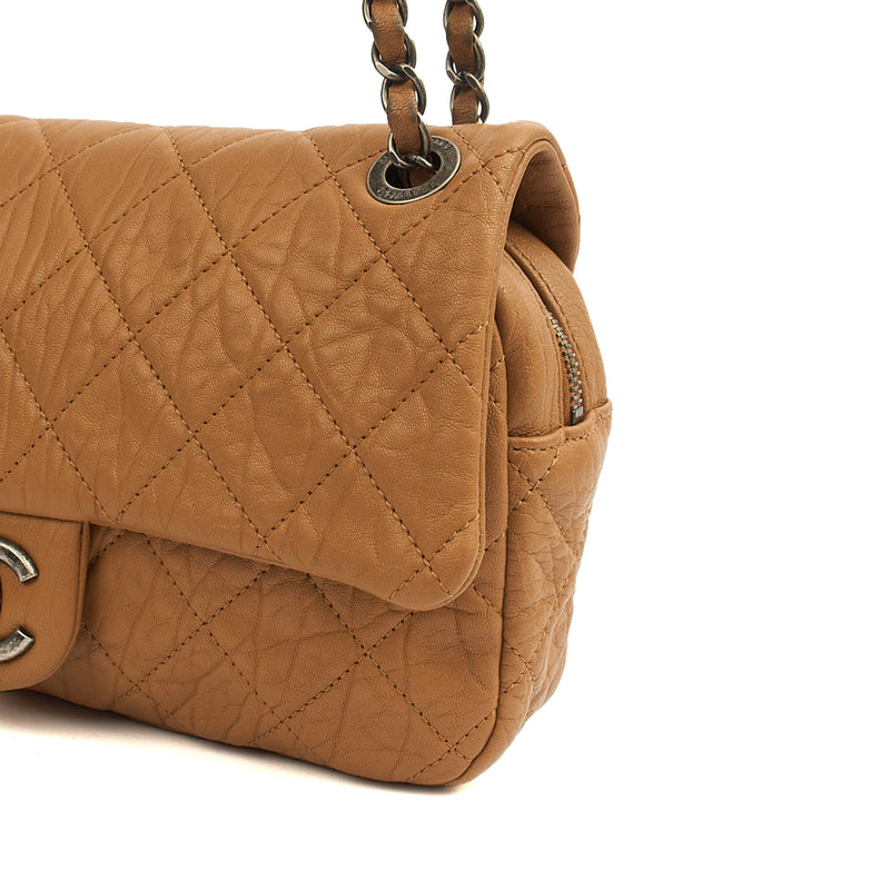 Picture of Chanel Shoulder Bag Flap Bag in Brown, Calfskin Leather