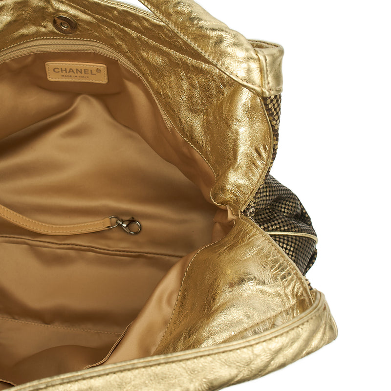 Picture of Chanel Tote Hobo in Metallic, Calfskin Leather