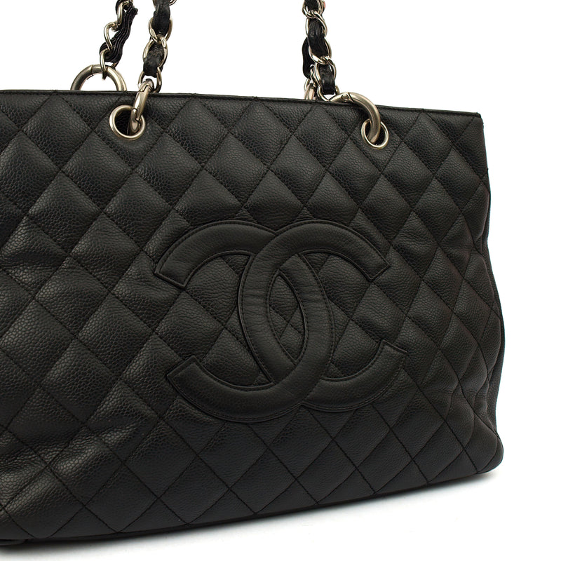 Picture of Chanel Tote Grand Shopping Tote in Black, Caviar Leather