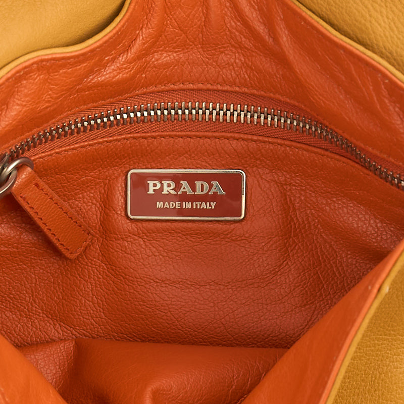 Picture of Prada Tote Tote in Cognac, Calfskin