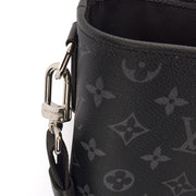Picture of Louis Vuitton Tote Sac Plat 24H Tote in Monogram Eclipse, Canvas