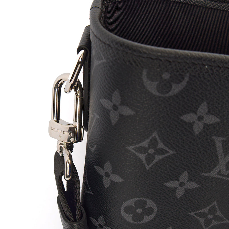 Picture of Louis Vuitton Tote Sac Plat 24H Tote in Monogram Eclipse, Canvas