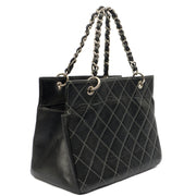 Picture of Chanel Tote Tote in Black, Leather