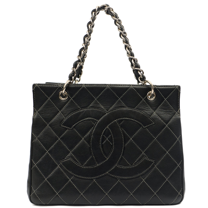 Picture of Chanel Tote Tote in Black, Leather