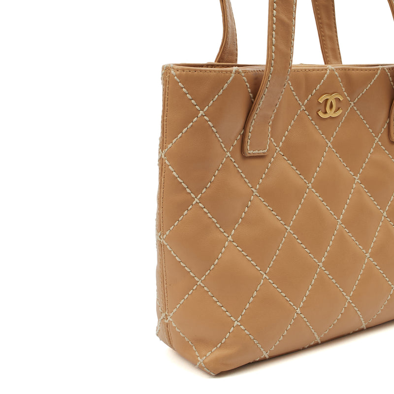 Picture of Chanel Tote Tote in Neutral, Calfskin Leather