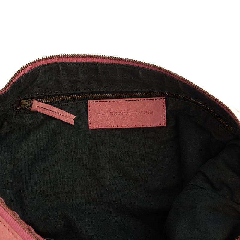 Picture of Balenciaga Shoulder Bag Classic Day Hobo in Pink, Leather