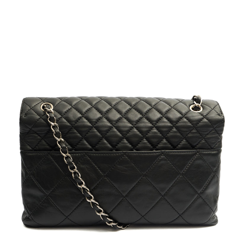 Picture of Chanel Shoulder Bag Classic Single Flap - Jumbo in Black, Lambskin Leather