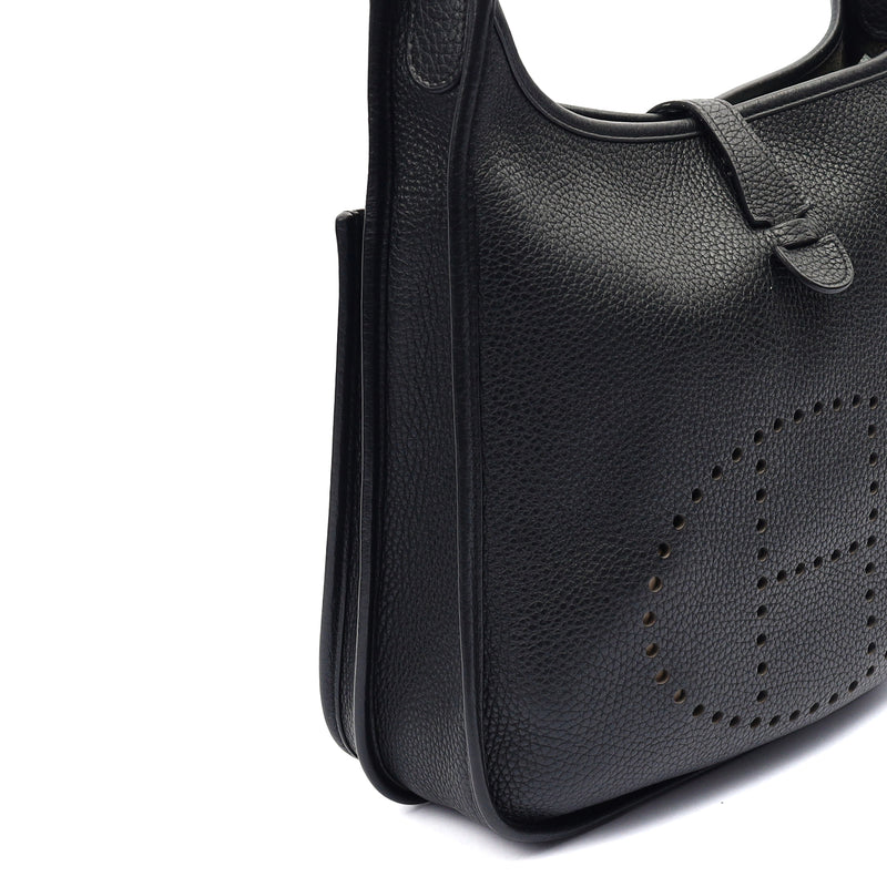 Picture of Hermes Cross Body Evelyne 29 in Black, Clemence Leather
