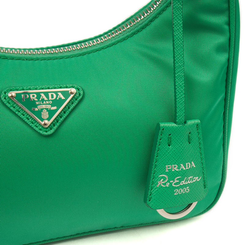 Picture of Prada Cross Body Re-Edition 2000 Shoulder Bag in Green, Nylon