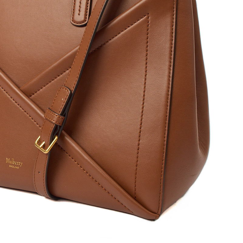 Picture of Mulberry Top Handle M Zipped in Brown, Calfskin Leather
