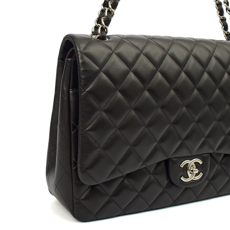 Picture of Chanel Cross Body Classic - Maxi in Black, Lambskin Leather