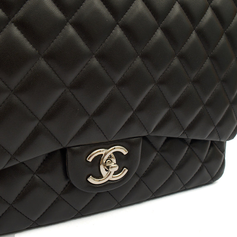 Picture of Chanel Cross Body Classic - Maxi in Black, Lambskin Leather