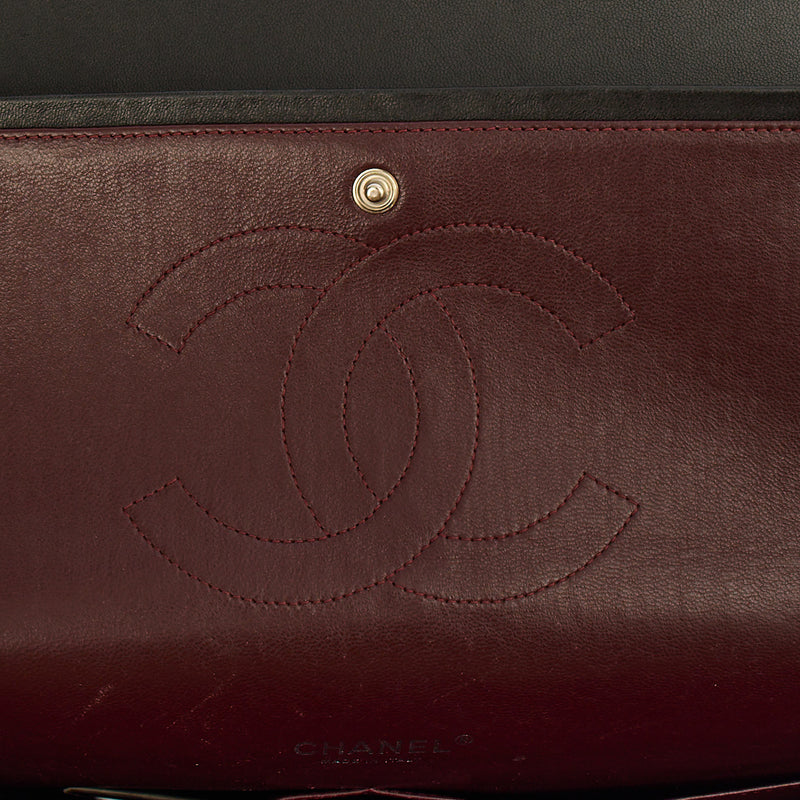 Picture of Chanel Cross Body Classic - Maxi in Black, Lambskin Leather