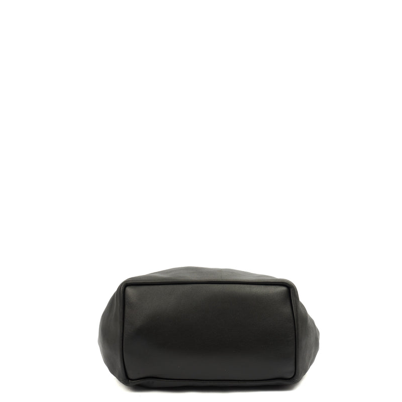 Picture of Loewe Tote Squeeze - Small in Black, invalid