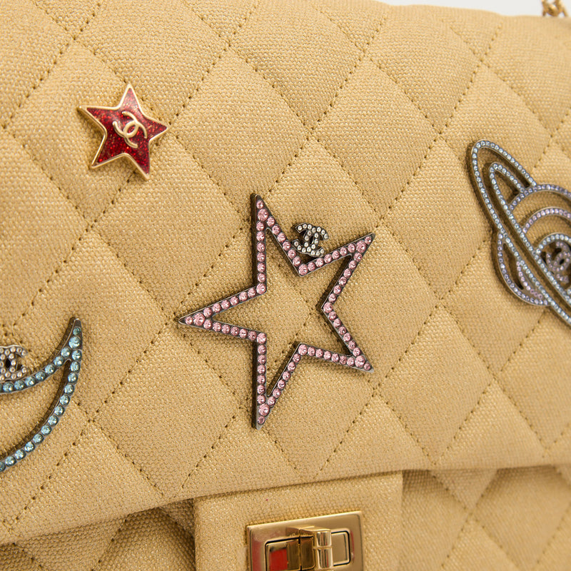 Picture of Chanel Shoulder Bag 2.55 Reissue - Medium in Metallic, Fabric