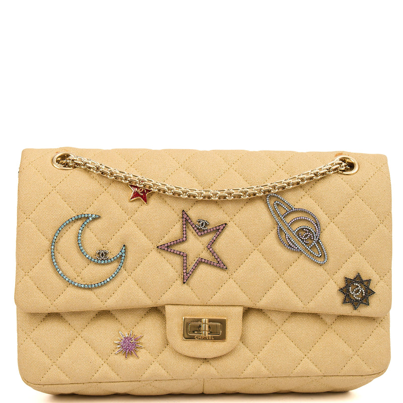 Picture of Chanel Shoulder Bag 2.55 Reissue - Medium in Metallic, Fabric