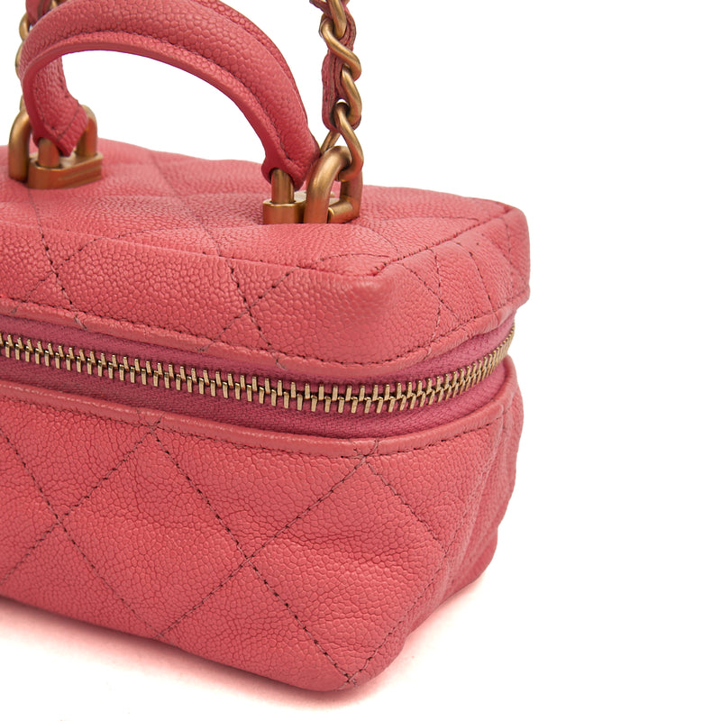 Picture of Chanel Cross Body Vanity Case - Mini in Pink, Caviar Leather