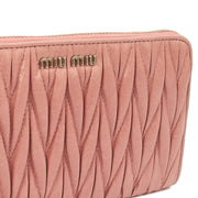 Picture of Miu Miu Purse Matelasse Wallet in Pink, Leather