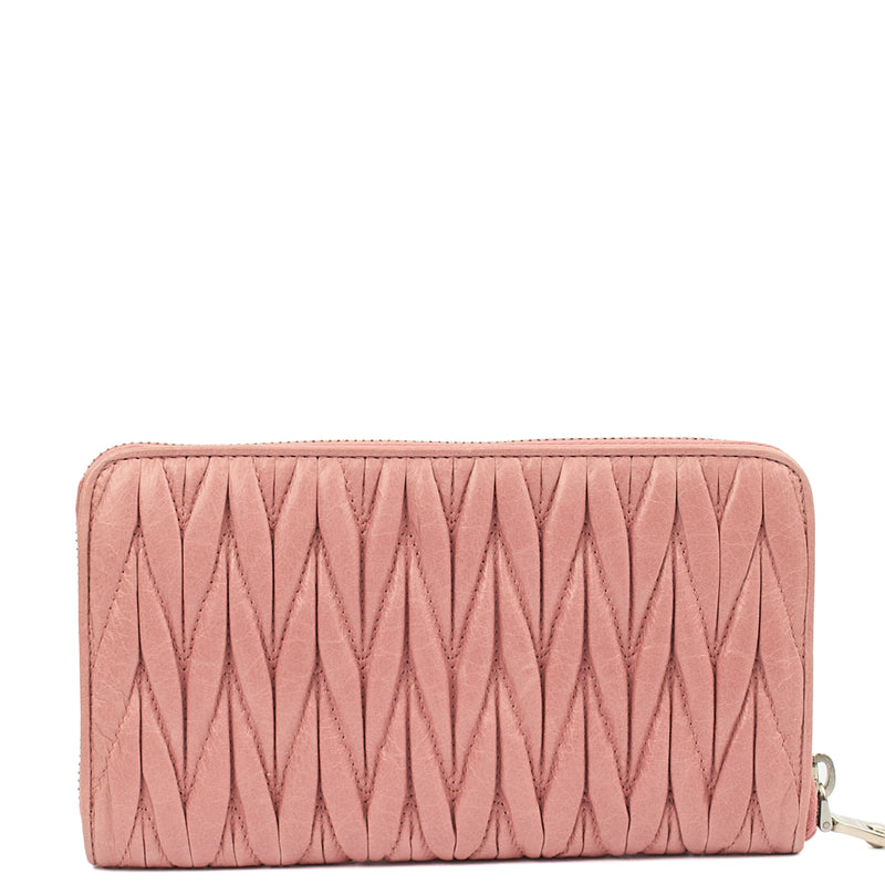 Picture of Miu Miu Purse Matelasse Wallet in Pink, Leather