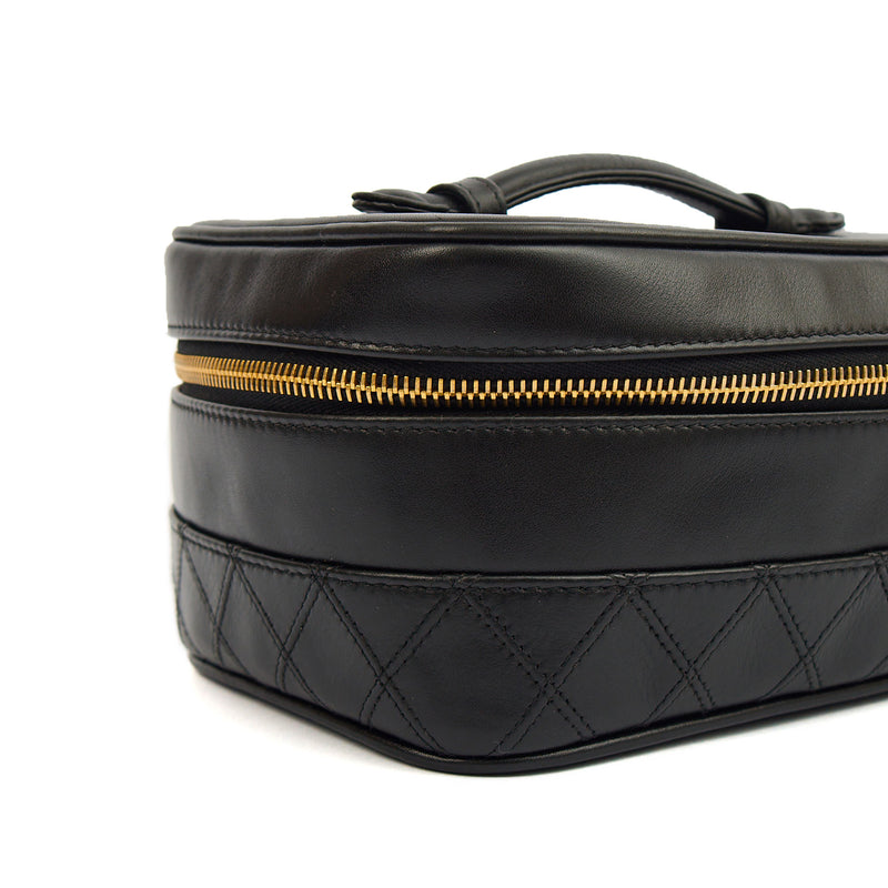 Picture of Chanel Top Handle Vanity Case in Black, Leather