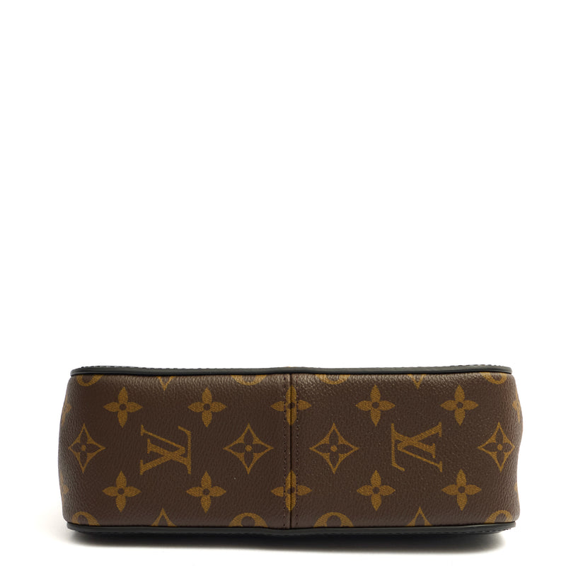 Picture of Louis Vuitton Cross Body Cherrywood BB in Black, Patent Leather