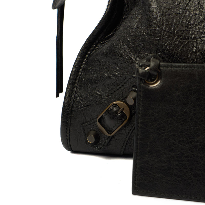 Picture of Balenciaga Shoulder Bag Classic City - Medium in Black, Leather
