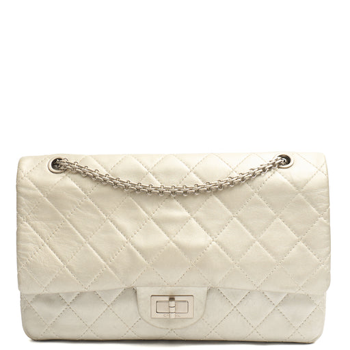 Picture of Chanel Shoulder Bag 2.55 Reissue - Maxi in Metallic, Lambskin Leather
