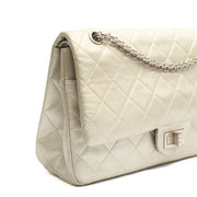Picture of Chanel Shoulder Bag 2.55 Reissue - Maxi in Metallic, Lambskin Leather