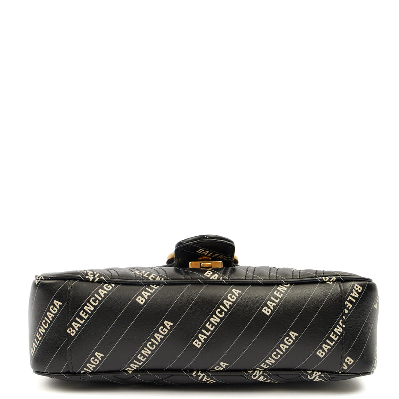 Picture of Gucci Shoulder Bag Marmont Shoulder Flap Bag - Medium in Black, Leather