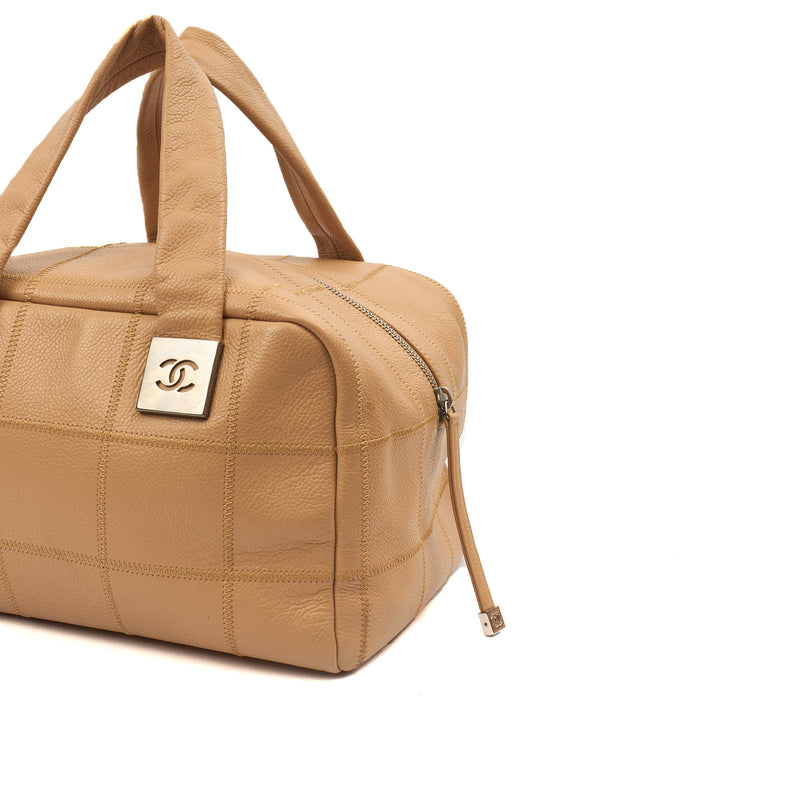 Picture of Chanel Top Handle LAX Square Quilted Bowler Bag in Neutral, Calfskin Leather
