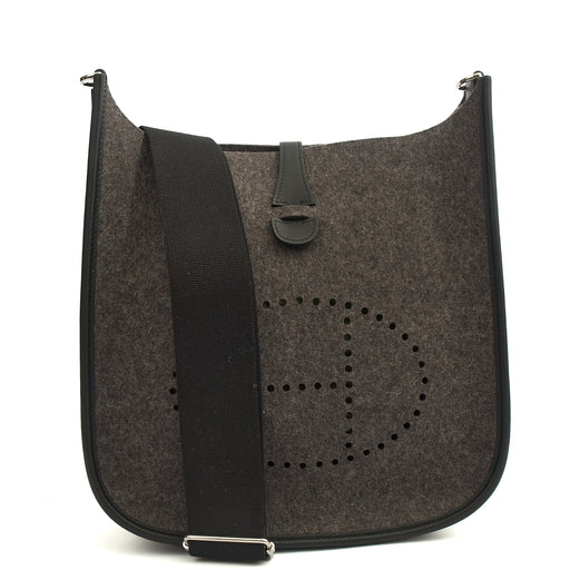 Picture of Hermes Cross Body Evelyne 29 in Black, Canvas