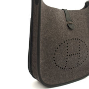 Picture of Hermes Cross Body Evelyne 29 in Black, Canvas