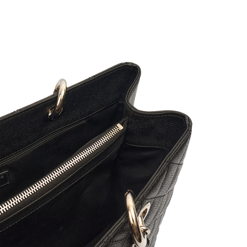 Picture of Chanel Tote Grand Shopping Tote in Black, Caviar Leather