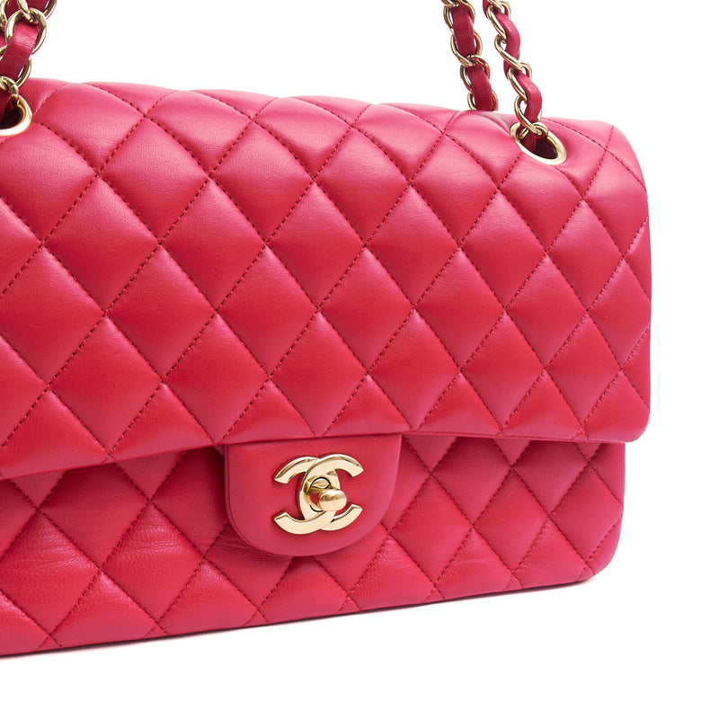 Picture of Chanel Shoulder Bag Classic Double Flap - Medium in Red, Lambskin Leather
